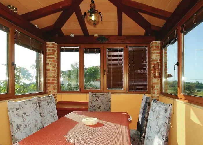 Mugeba 3 Bedroom Lejlighed