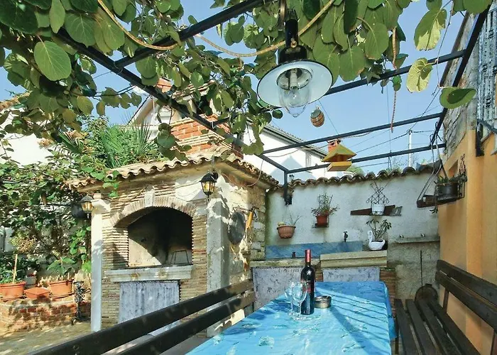 Mugeba 3 Bedroom Apartman Poreč