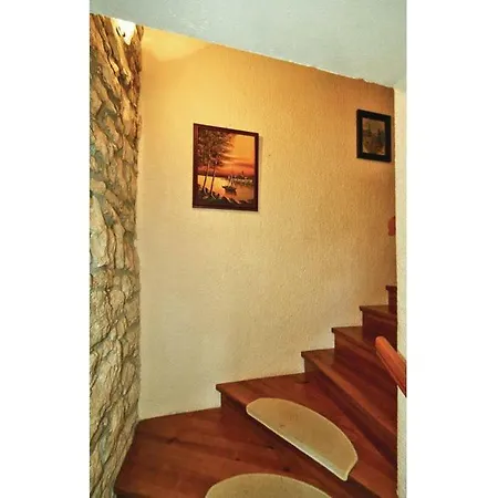 Mugeba 3 Bedroom Апартаменты